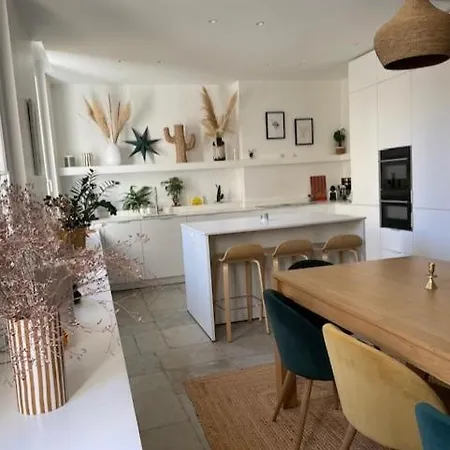 Vaste Et Bel En Plein Centre-ville De Apartamento