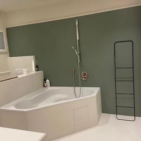 Vaste Et Bel En Plein Centre-ville De Apartamento Montpellier